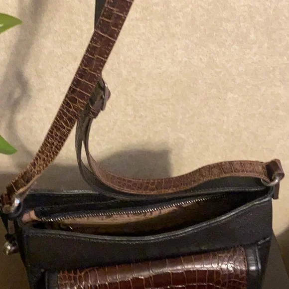 Brighton Purse - Picture 9 of 15